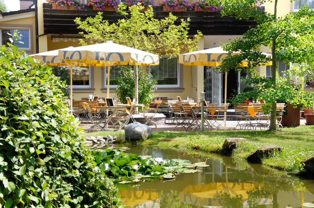 Hotel - Restaurant Erich Roediger Бад-Штаффельштайн Екстер'єр фото